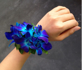 FM003-orchid grace corsage  from $39.99;M:&49.99;L:$79.99